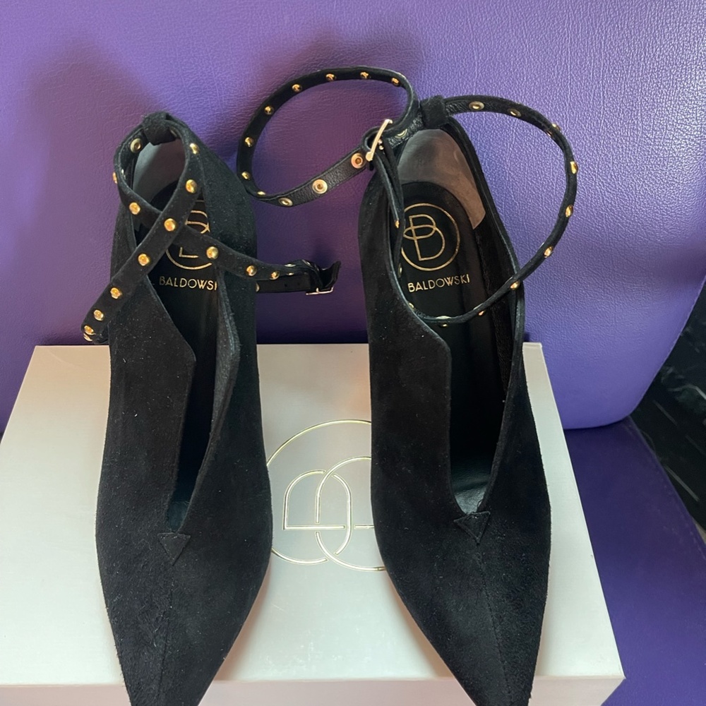 Booties with straps - Picture 3 of 5